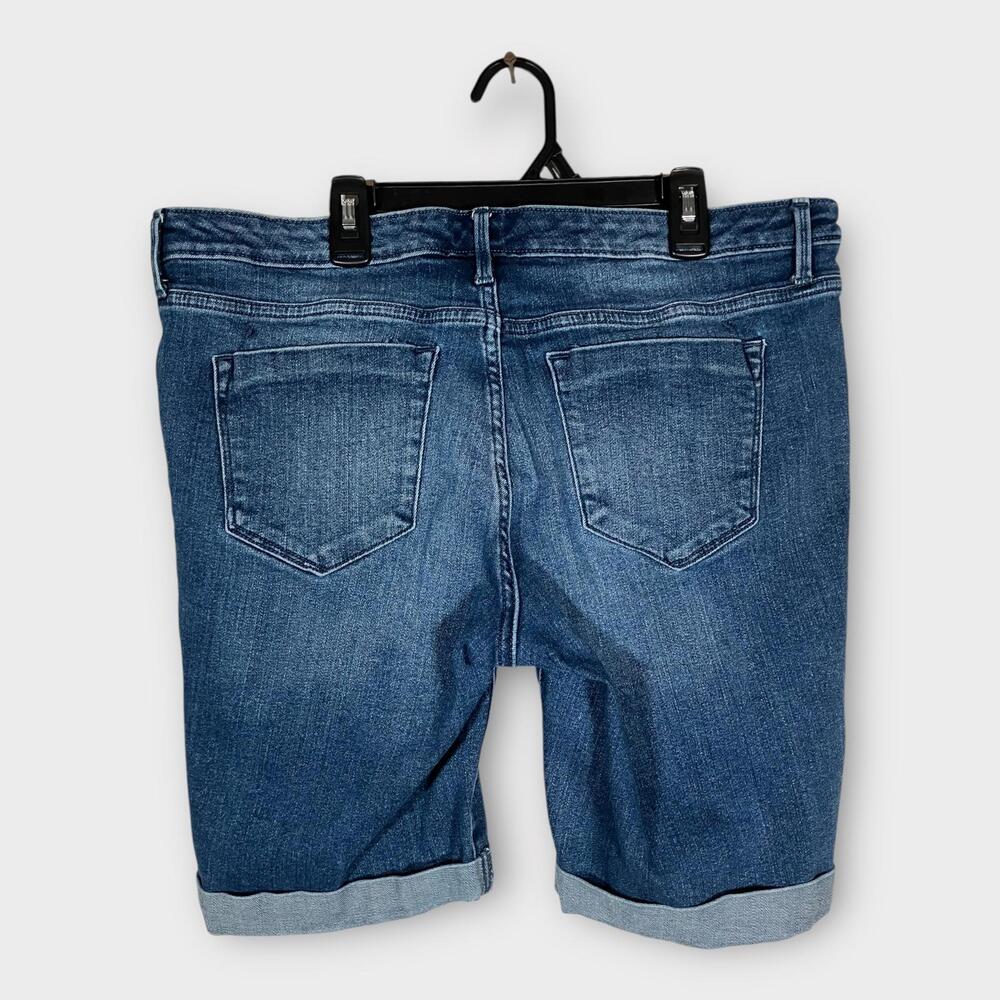 Mossimo Mid-Rise Super Stretch Bermuda Denim Shorts Women’s Size 14/32 Rolled - Picture 2 of 5